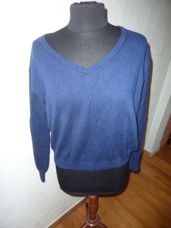 pull bleu. marine taille M/L marque LILI & LALA pour femme