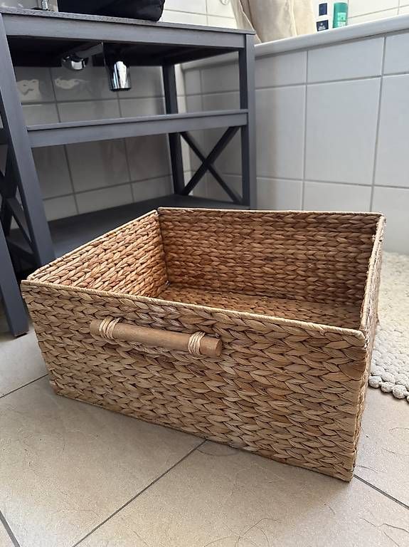 Mobili per bagno: Badezimmerunterschrank – Usato da Winterthur venduto da vik_gh6w 2