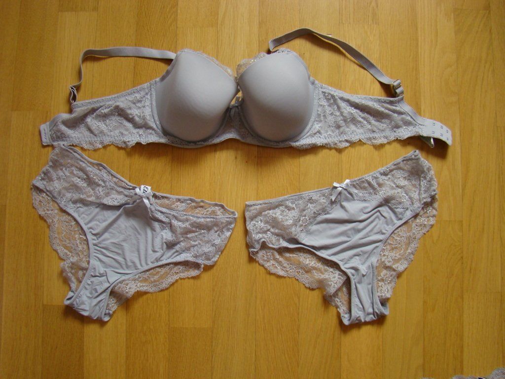 Etam Autres dessous: SG / BH + panty (2x) – Neuf (Voir description) à Lussery-Villars par pousinete02 1