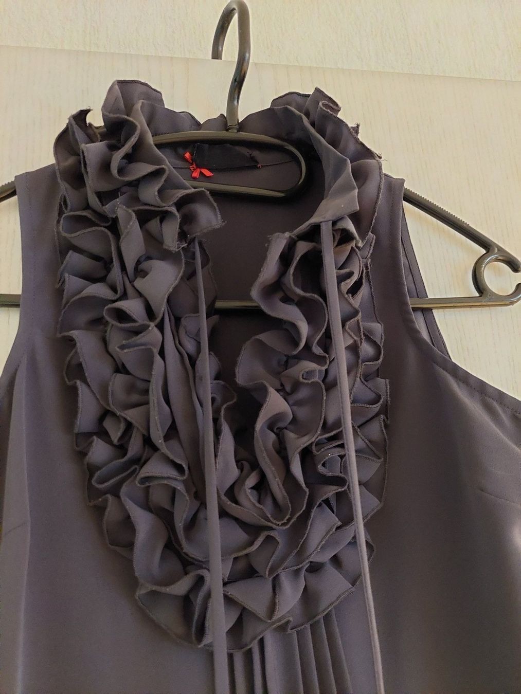 Kleider: Kleid (Paris) grau Gr. 34 – Gebraucht aus Schenkon von rausausdemhaus 1