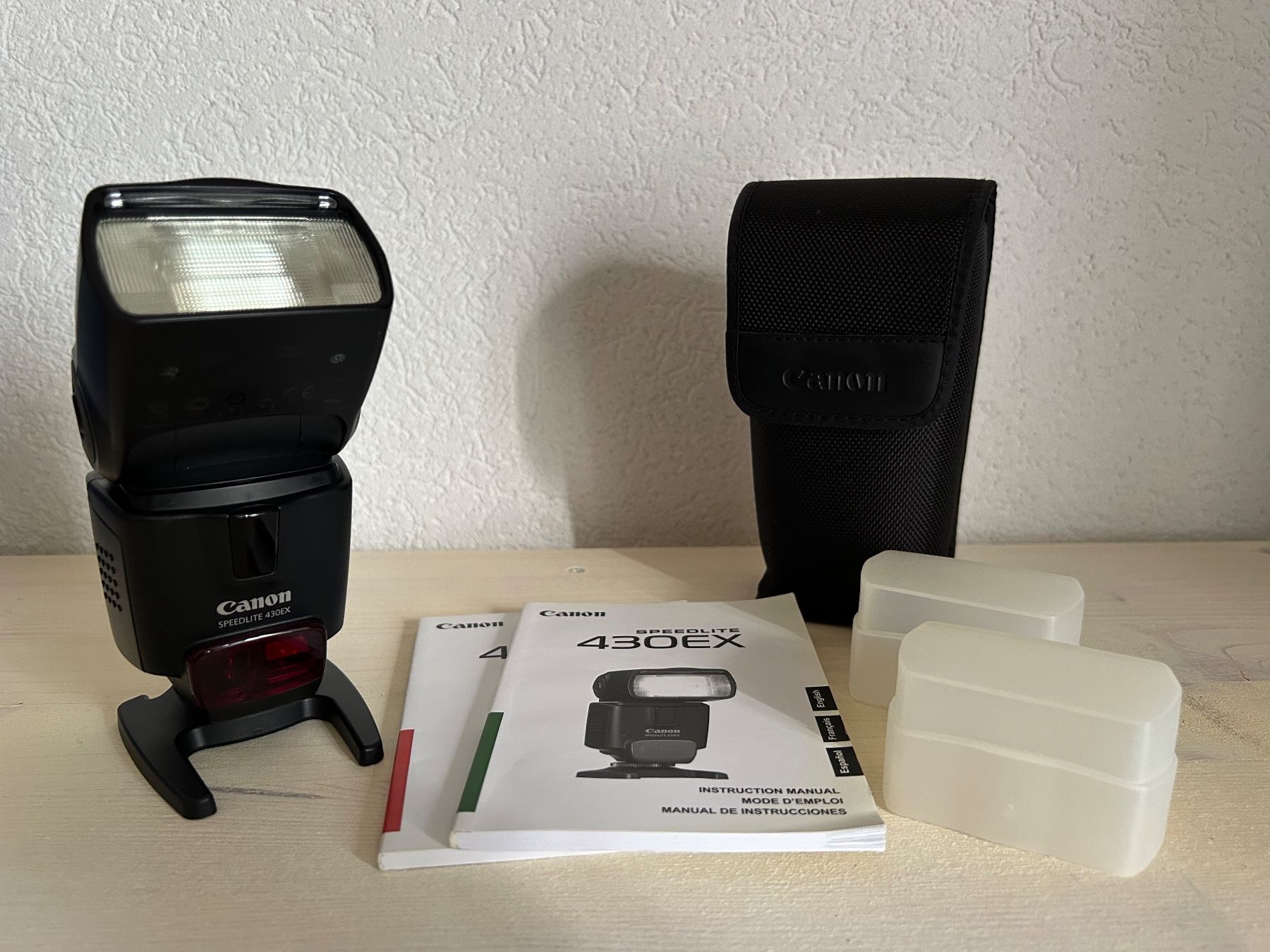 Canon Appareil photo: Canon EOS 6D Mark II - Boîtier nu + flash Speedlite 430EX – D'occasion à Courtételle par djbuffalo 3