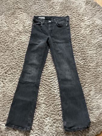 ZARA Bootcut Jeans Dunkelgrau Gr. 36-Perfekt für jede Gel...