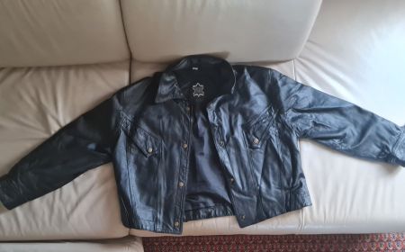 Lederjacke in schwarz , Grösse L