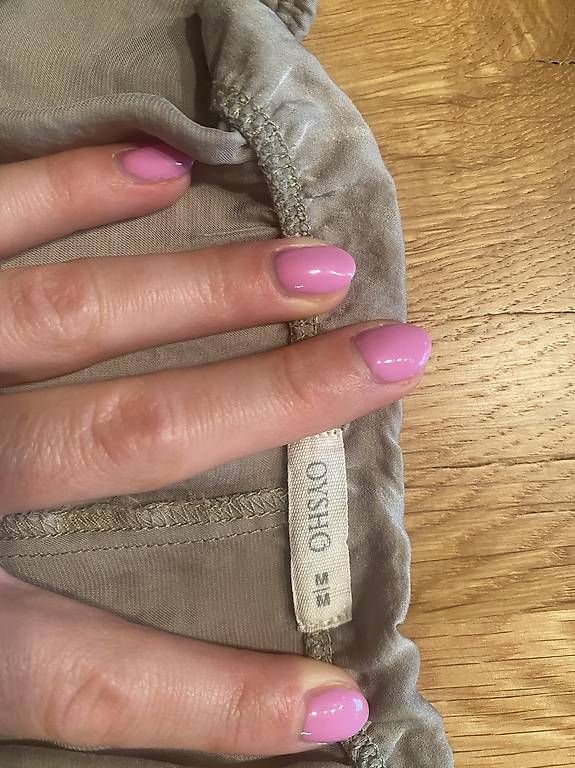 Hosen: Oysho Seidige Pyjamahose mit Spitze  Gr. M – Gebraucht aus Aadorf von cel_z695 1