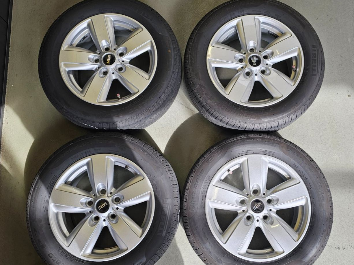 Mini Pneumatici & Ruote complete: Original 16'' Mini Felgen mit Sommerreifen – Usato da Bremgarten AG venduto da __Baron_