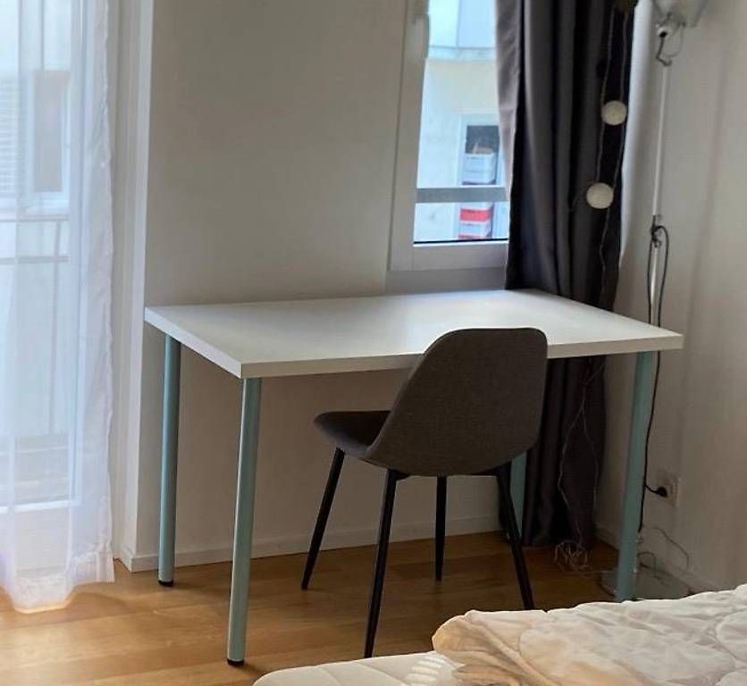 Bureaux: Kleiner (Schreib)tisch  – D'occasion à Zürich par MarieJ183 1