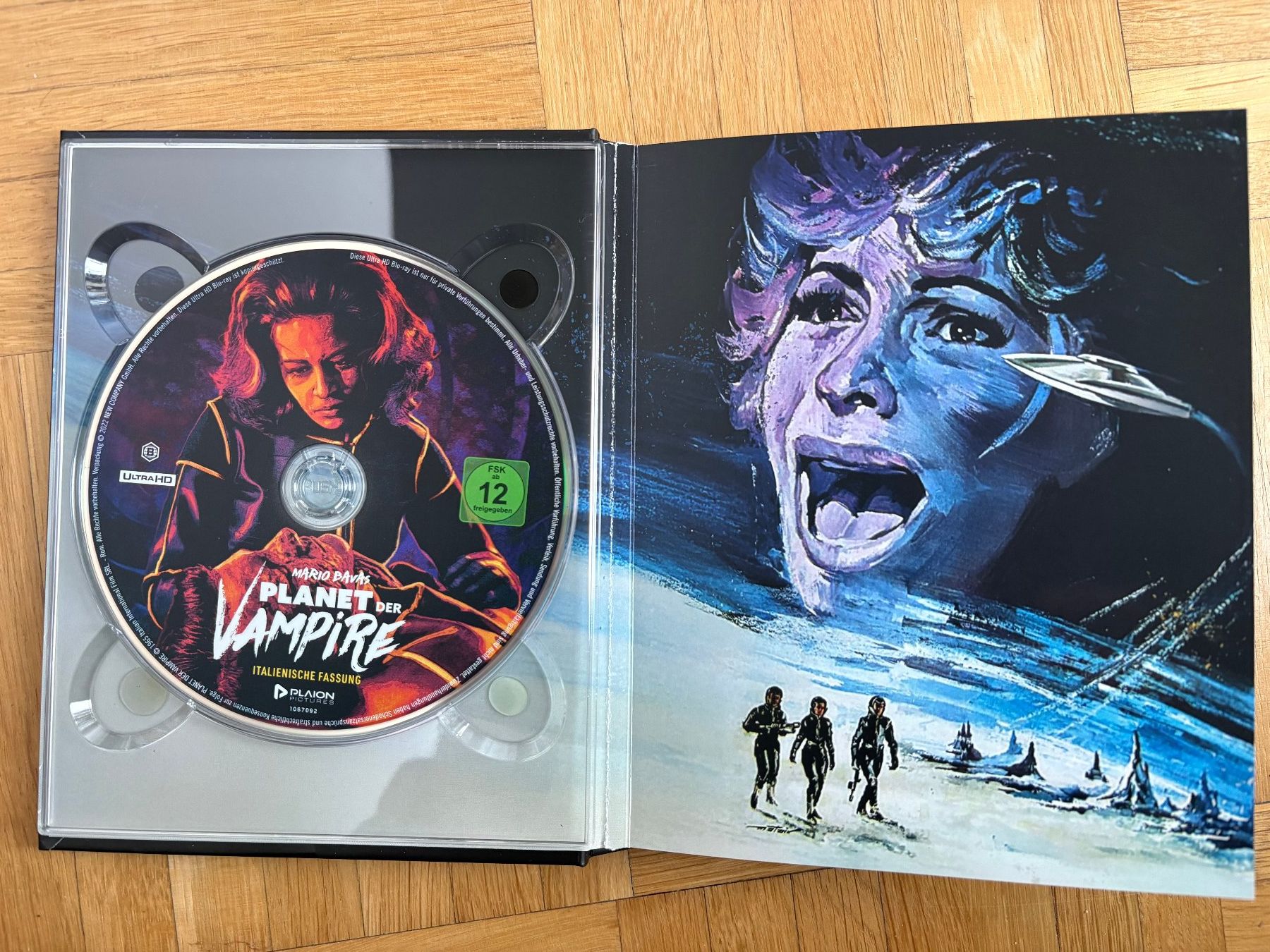 Tutti i DVDs: Planet der Vampire - 3-Disc Mediabook - 4K UHD + 2 Blu-rays – Nuovo (secondo la descrizione) da Zürich venduto da Malcom 1
