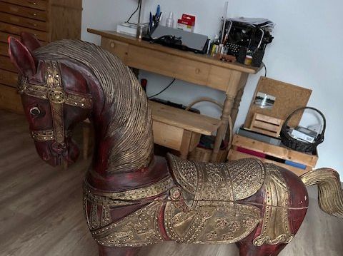 Figuren: Altes Holzpferd spezielles Design – Gebraucht aus Saland von Kim22 2