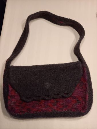 Handgemachte gefilzte Woll-Tasche - Unikat