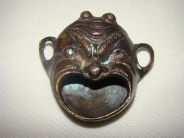 Flaschenöffner Antike Dämonen-Maske aus Messing, Rarität