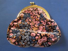 Handtasche mit Klickverschluss