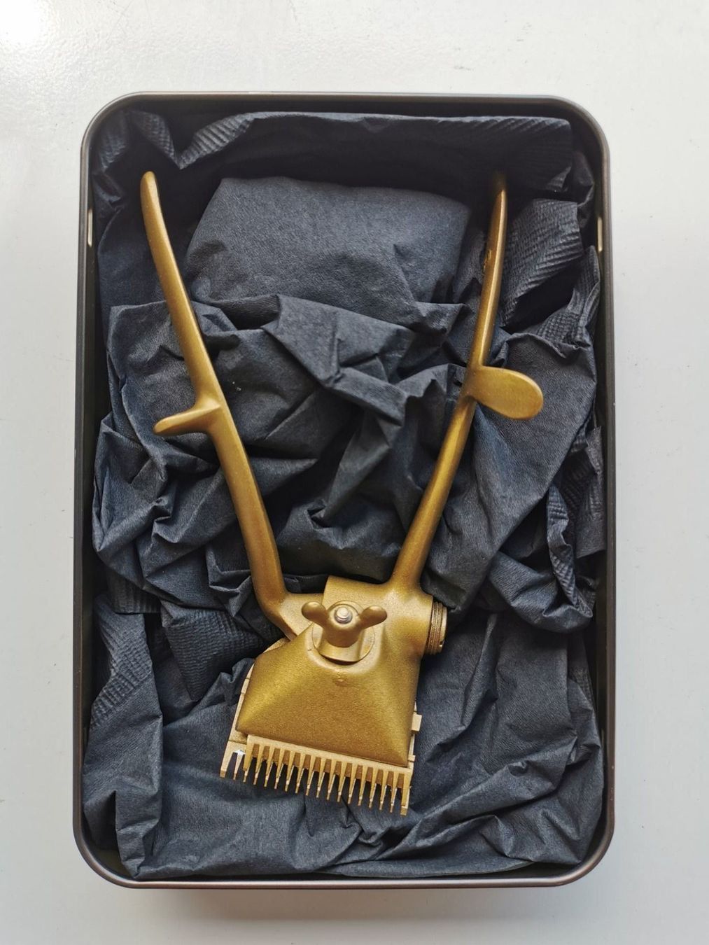Taglio: Antike Haarschneidemaschine goldfarbig – Usato da Dietikon venduto da Tucumano1981 4