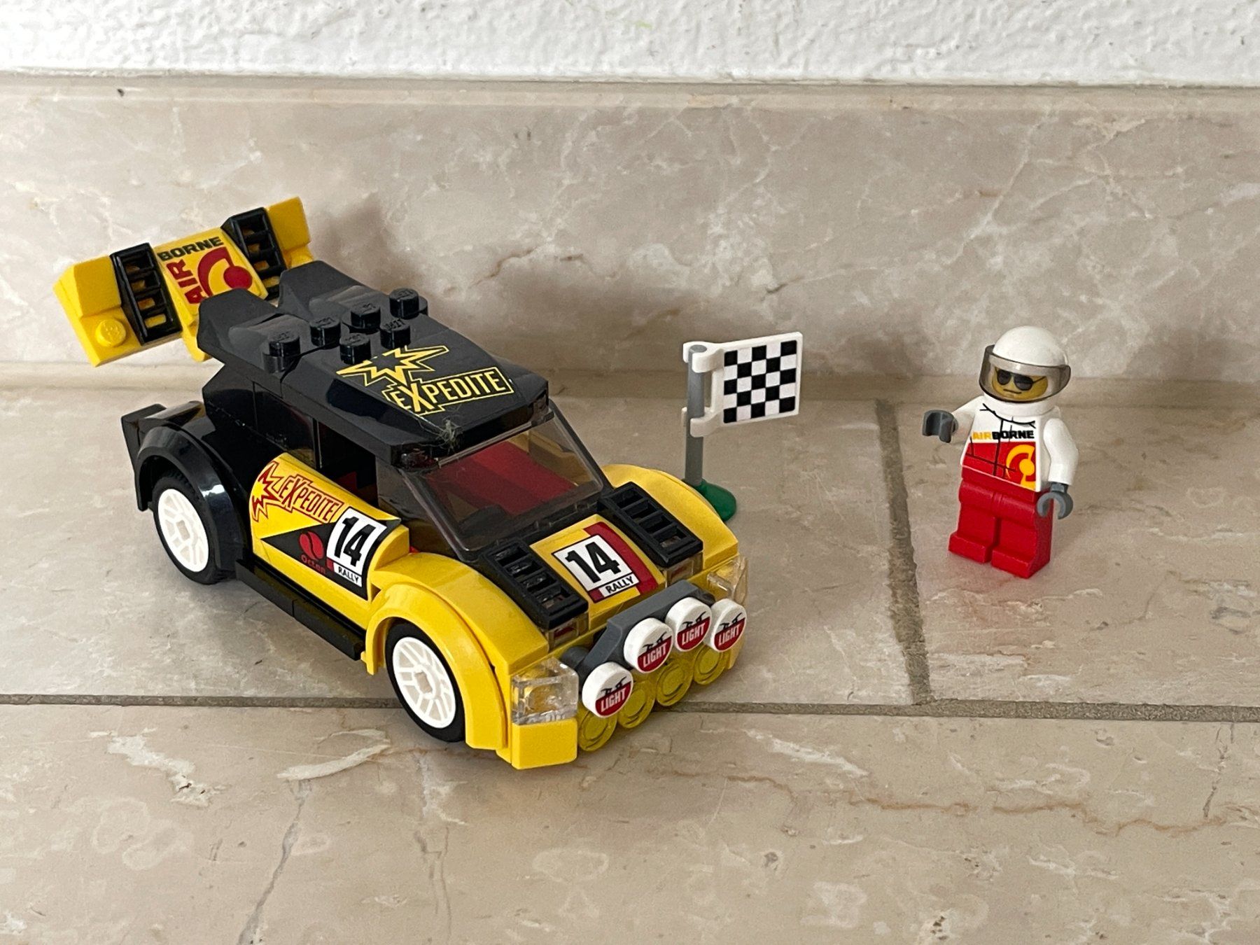 Lego Kit di costruzioni: Lego City  60113: Rallyeauto – Usato da Berikon venduto da Samira08 7