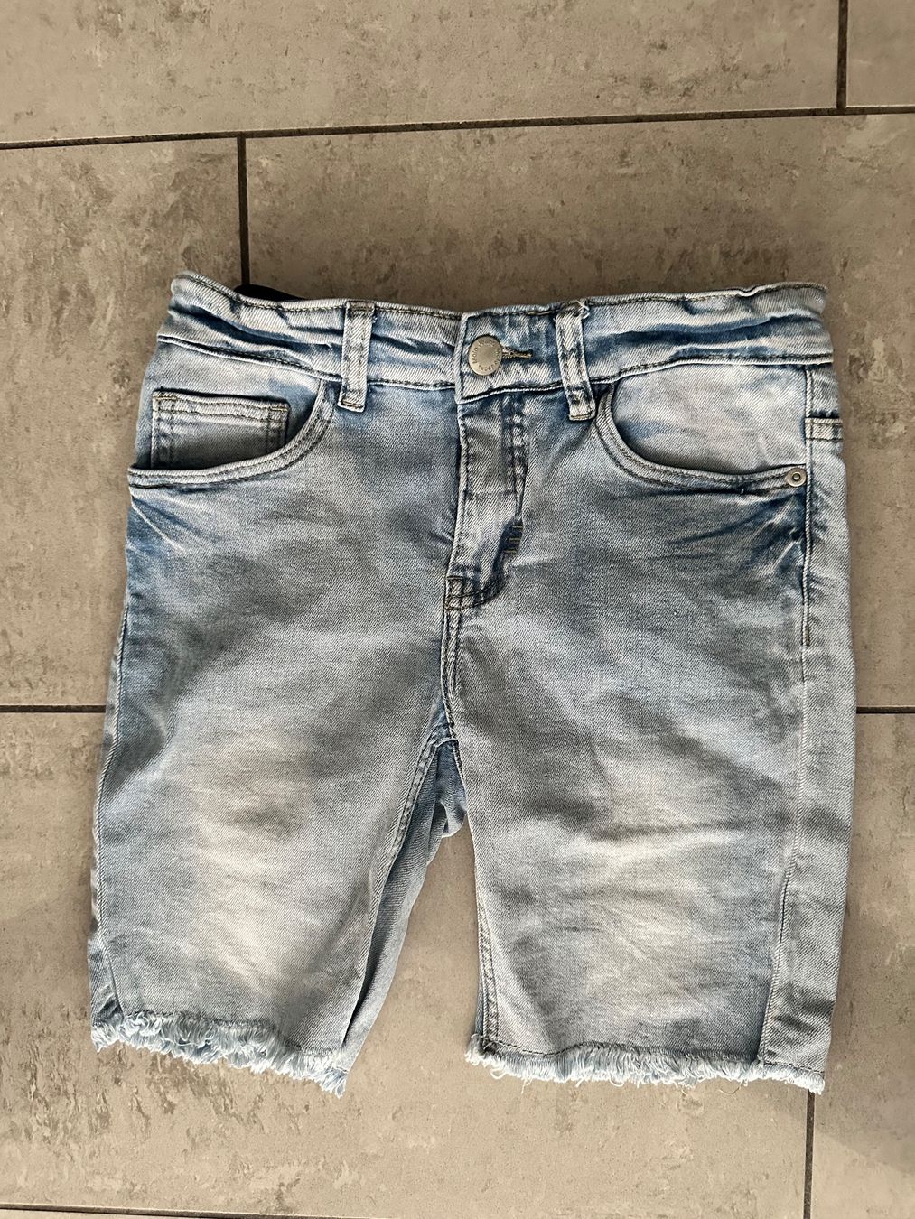 Molo Pantaloni: Jeansshorts Molo Gr. 152 – Usato da Bolligen venduto da chaetzli1133