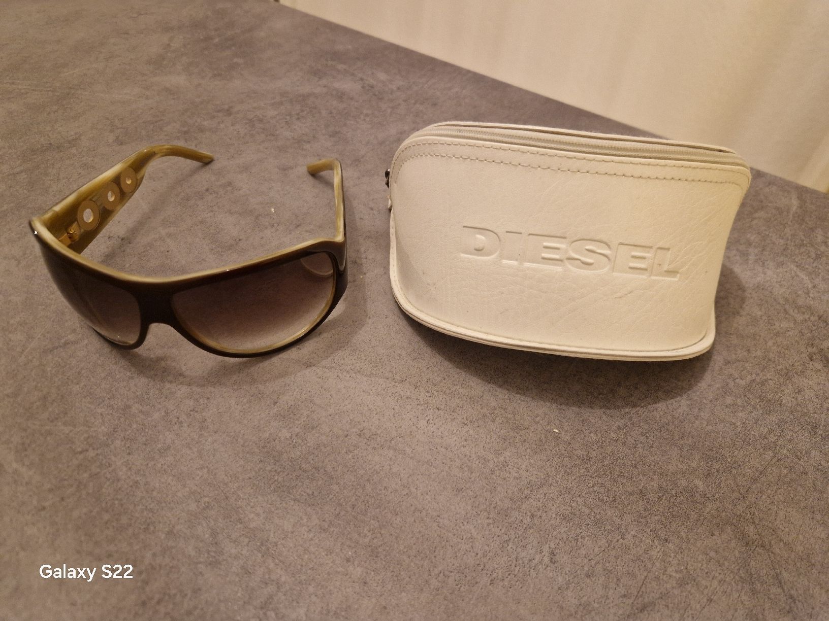 Diesel Occhiali & Lenti: Sonnenbrille Diesel - braun gold – Usato da Bünzen venduto da Milly32