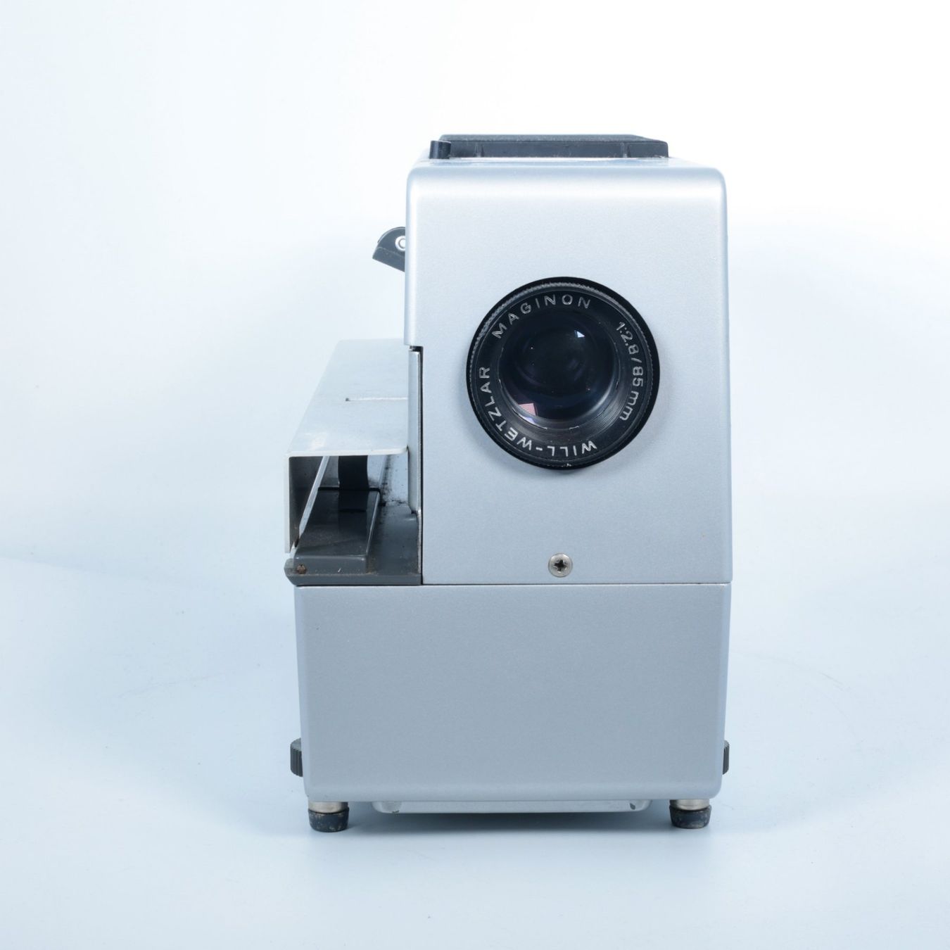 Home Cinema: projecteur diapositive Braun D46 – Usato da Biel-Bienne venduto da monsieur_jelmoli 1