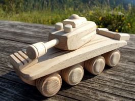 Panzer aus Holz - Neu Spielzeug