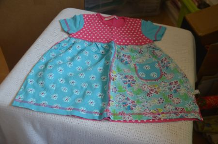TAILLE 74 - JOLIE ROBE