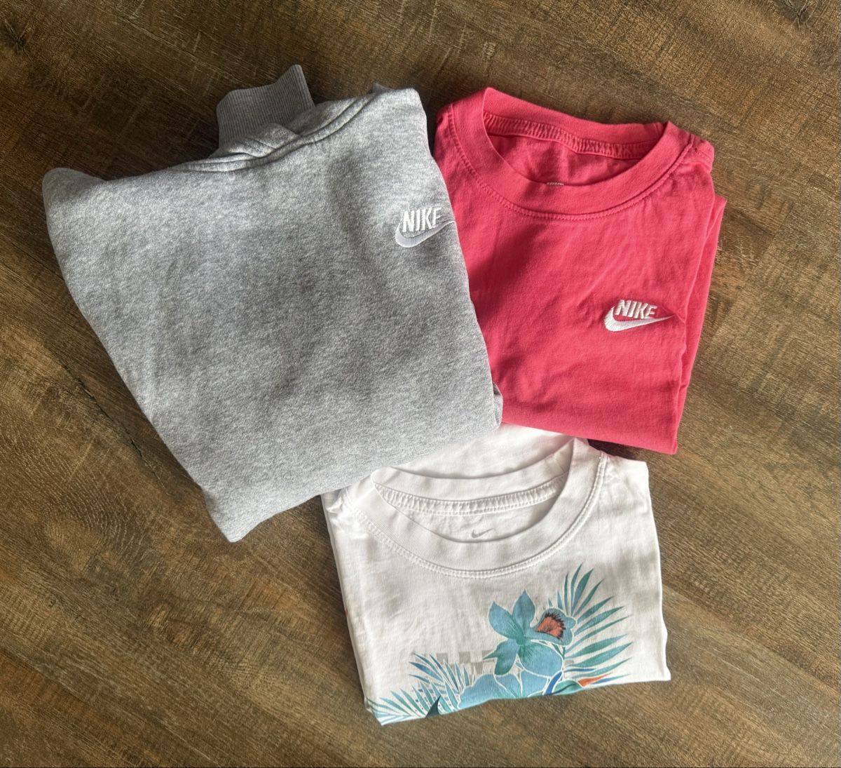 Nike Pullover & Sweatshirts: Nike Set Kapuzenpullover Hoodie Mädchen Gr. 146 – Gebraucht aus Lachen SZ von zsucard 1