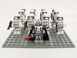 12 FIRST ORDER STORMTROOPER - KLEMMBAUSTEINE MINIFIGUREN
