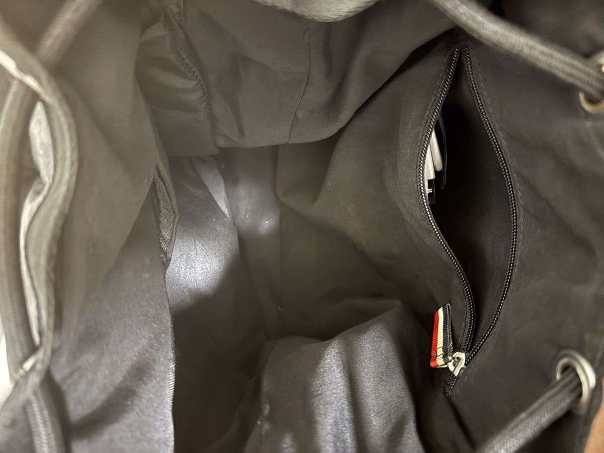 Tommy Hilfiger Zaini: Tommy Hilfiger Rucksack Schwarz – Usato da Zürich venduto da Ricardomx 6