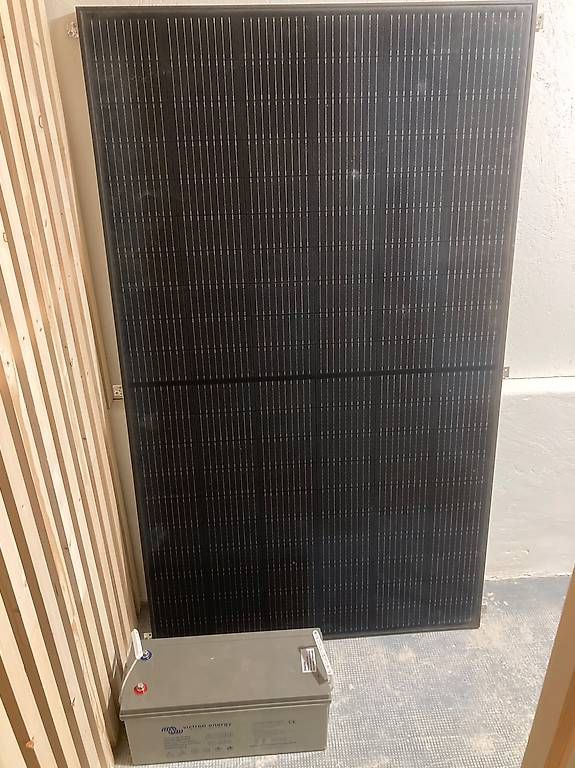 Dispositivi a energia solare: Kit solaire complet – Usato da Neuchâtel venduto da jus_g9fz 2