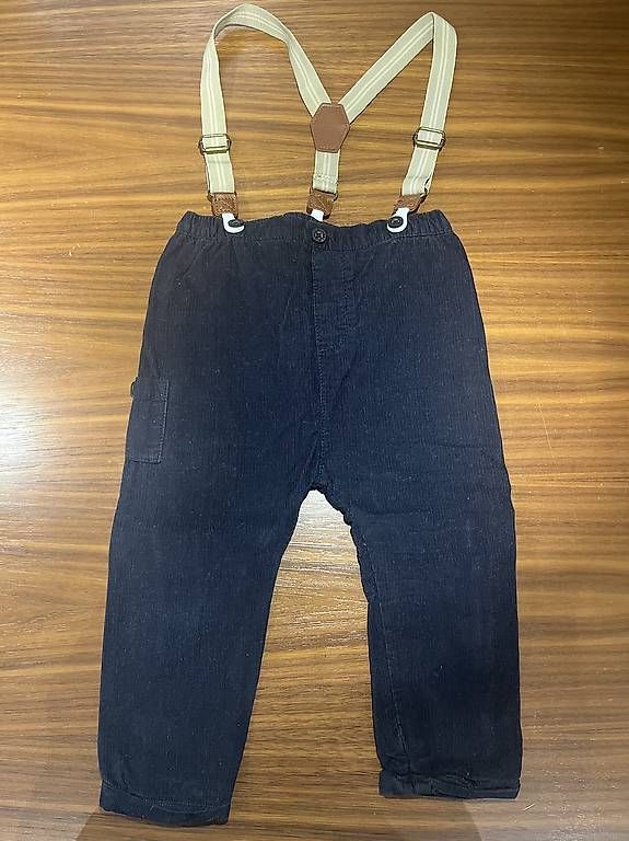Pantalons: Pantaloni con le bretelle  – D'occasion à Viganello par gag_b22t 1