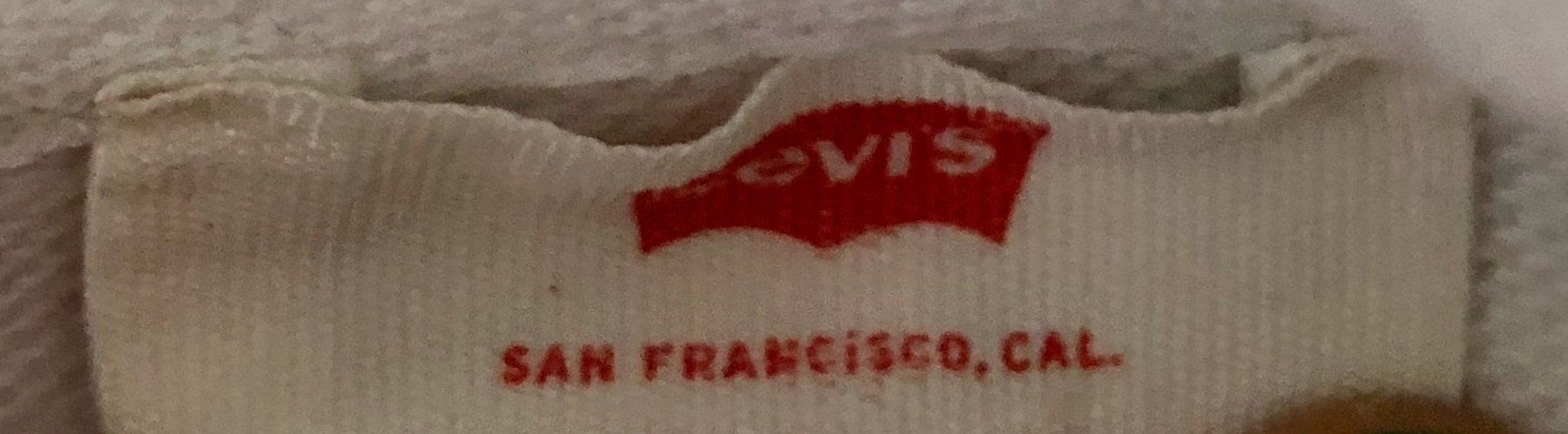 Levi's Maglioni & Felpe: Levi's Strauss & Co. Pulli, Sweater, Hoodie, Pullover, weiss – Usato da Zürich venduto da aboxi 6