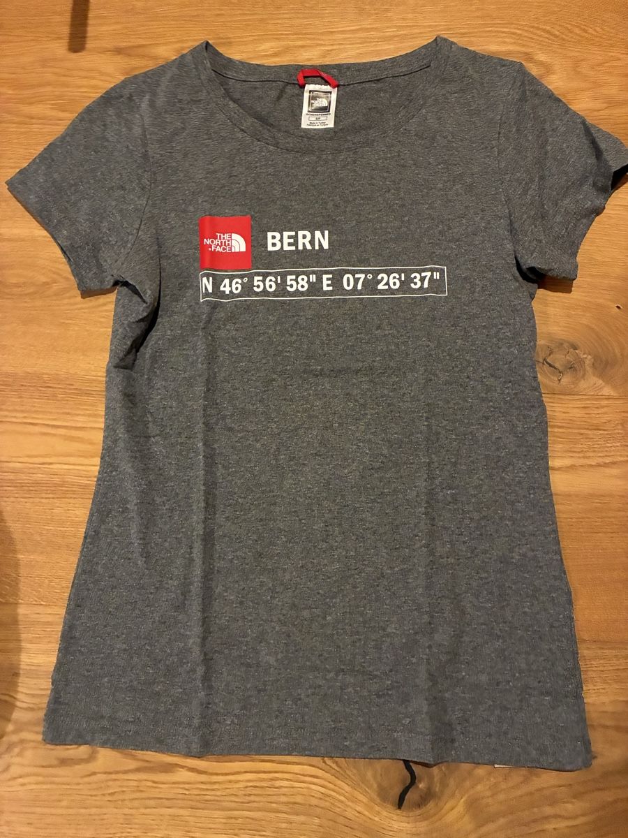 North Face T-Shirts: Bern The North Face – Gebraucht aus Bern von ciful2000