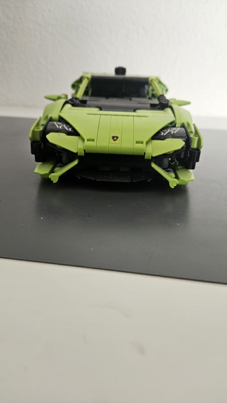 Lego Spielzeuge: Lego Technic Lamborghini Huracan Performante – Gebraucht aus Kölliken von SoLa07 2