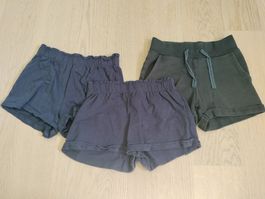 3x Kurzhosen Mädchen Grösse 116