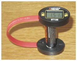 Digitaler, flexibler und universaler Batterietester