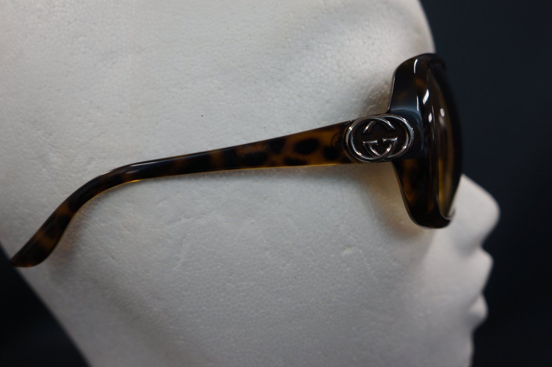 Gucci Lunettes & Verres: Oversized-Gucci Damen Sonnenbrille – D'occasion à Basel par bk_brockibasel 2