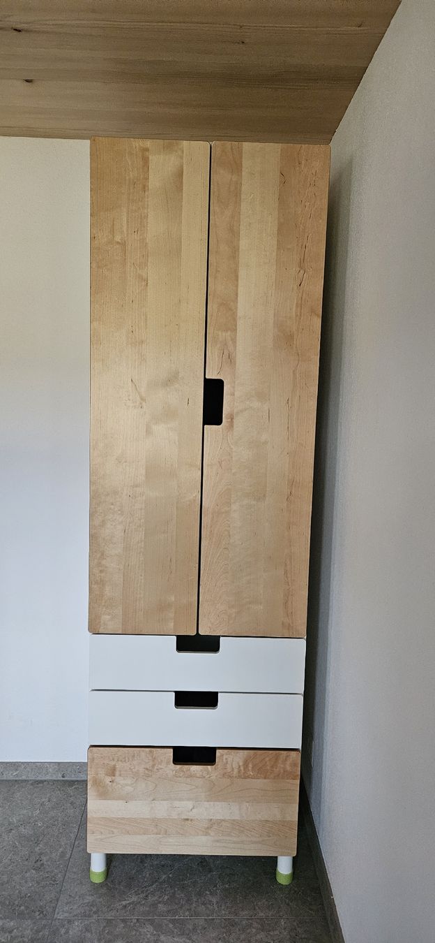 Schränke: Kleiderschrank – Gebraucht aus Zäziwil von jer_72mm