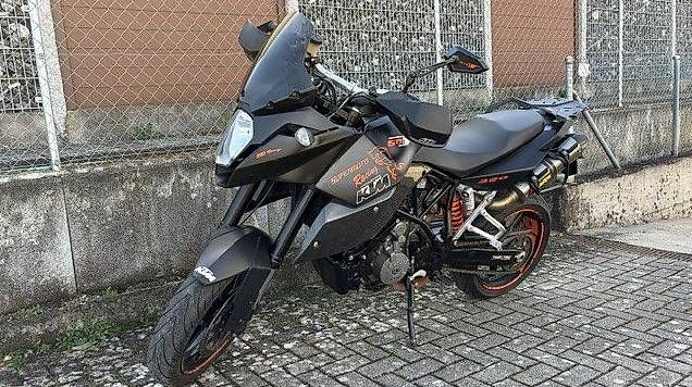 Strasse: KTM, 990 SMT  – Gebraucht aus Fisibach von Fisisale 2