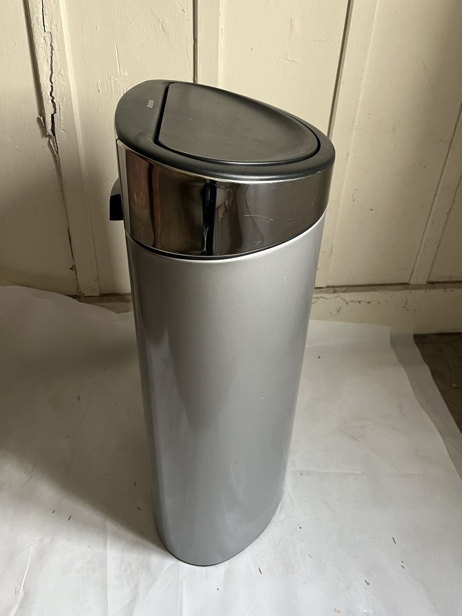 Brabantia Abfalleimer: Mülleimer Brabantia Touch 40-45L – Gebraucht aus Zürich von PaulHZurich 4