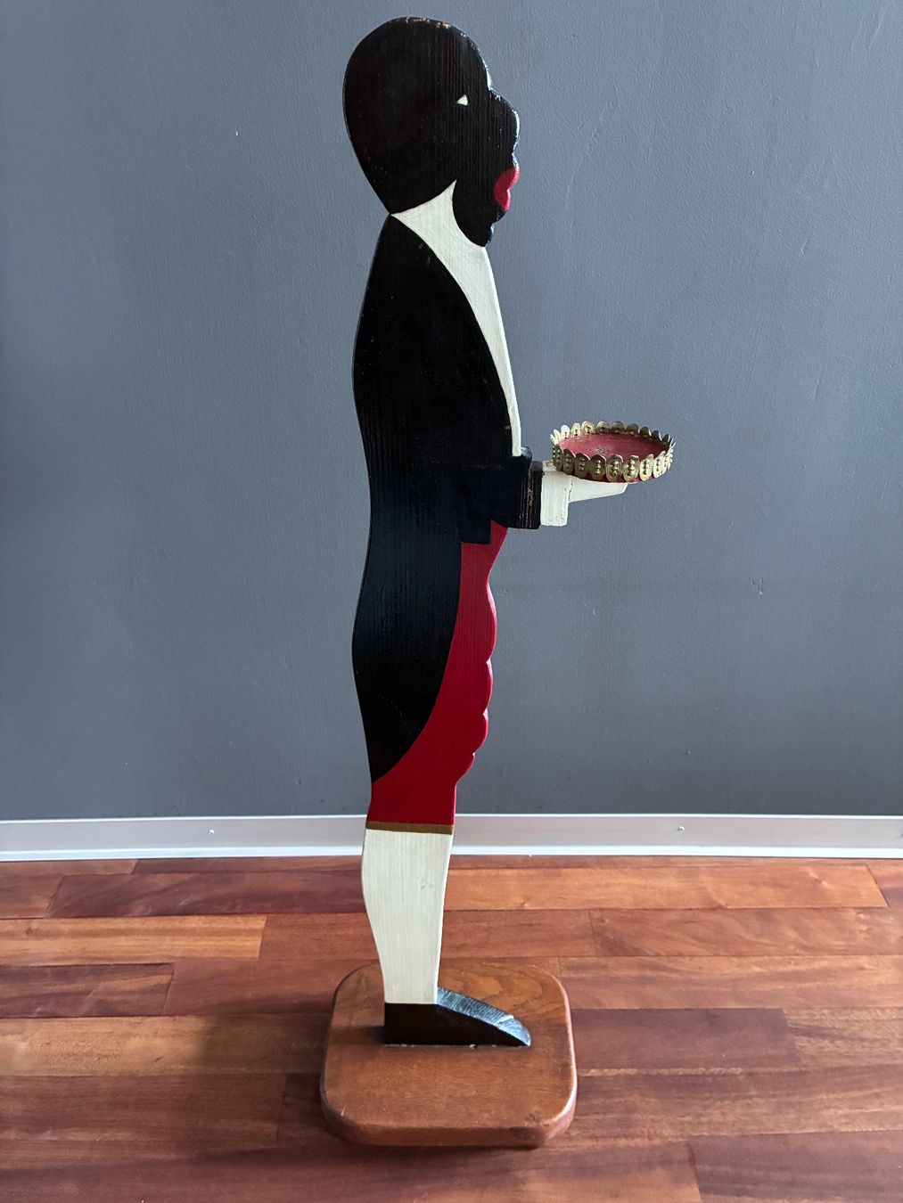Statuette: Butler aus Holz – Usato da Liebefeld venduto da T722k