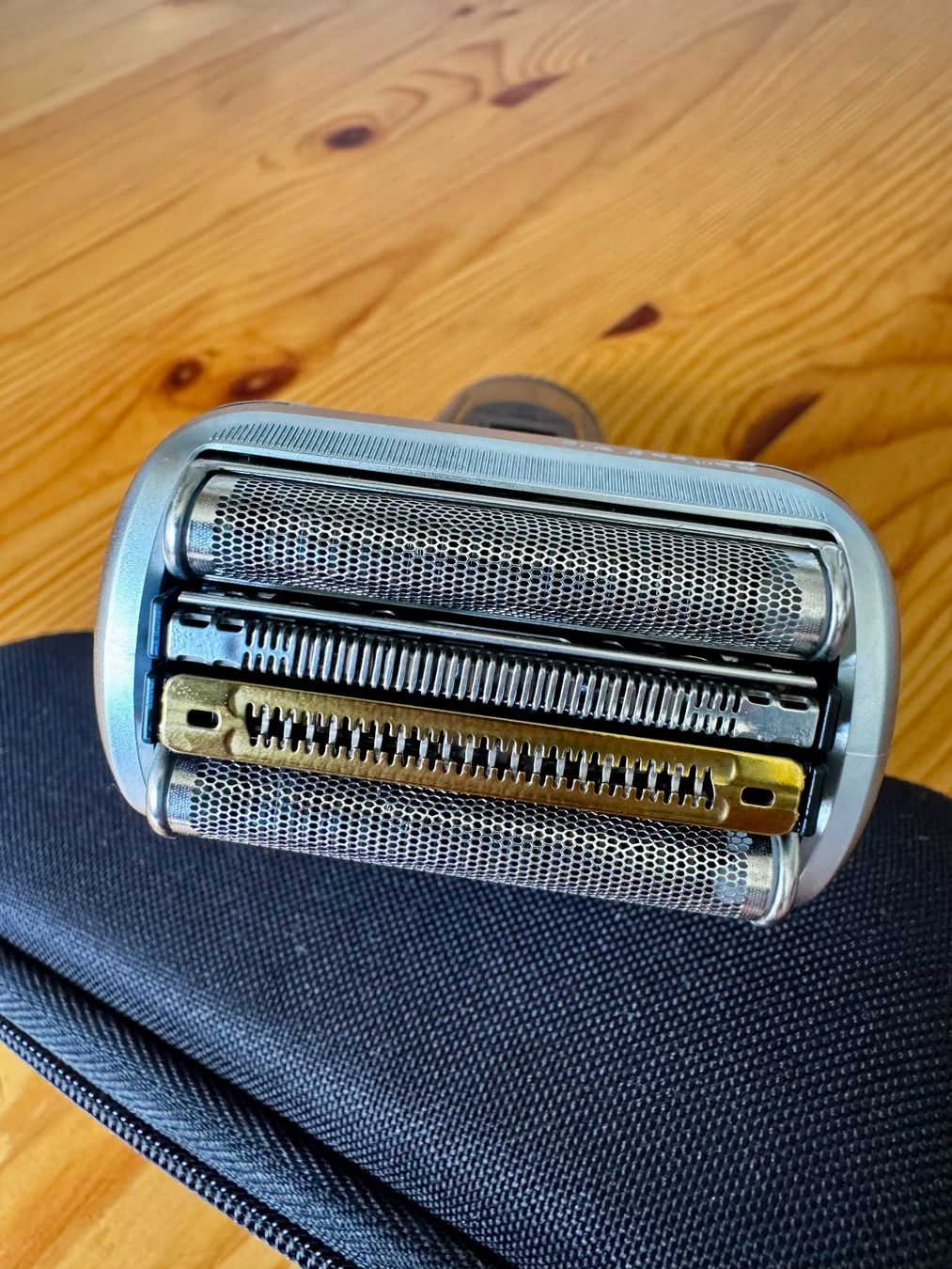 Braun Rasoi & Lamette da barba: Braun Series 9 Pro Plus - neuwertiger Zustand – Usato da Zürich venduto da jay_sells_things 2