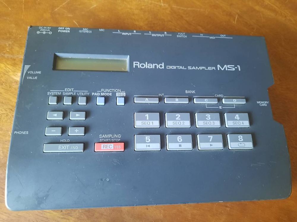 Roland MS-1 Digital Sampler 16-bit (Gebraucht) in Zürich für CHF 111 ...