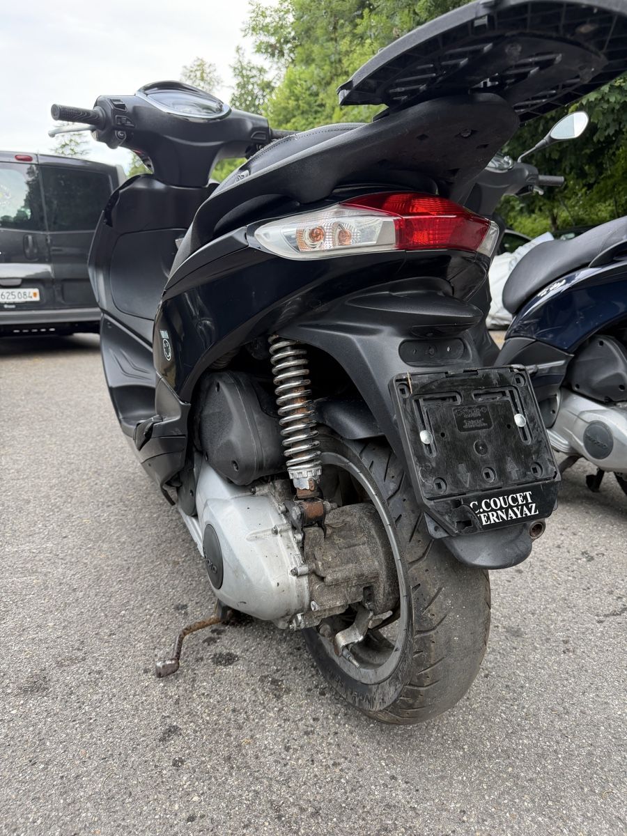 Piaggio Scooters: Piaggio FLY 125cc 3V KM256517 – Défectueux à Langenthal par SuzukiGsx-R 7