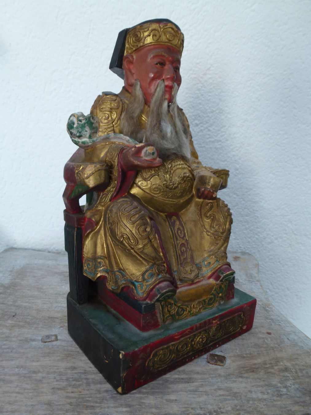 Skulpturen & Statuen: Holzfigur Herrscher Kaiser China Qing – Gebraucht aus Esslingen von eintagammeer