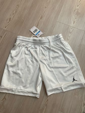 Jordan Shorts Weiss mit Etikett Grösse M neu