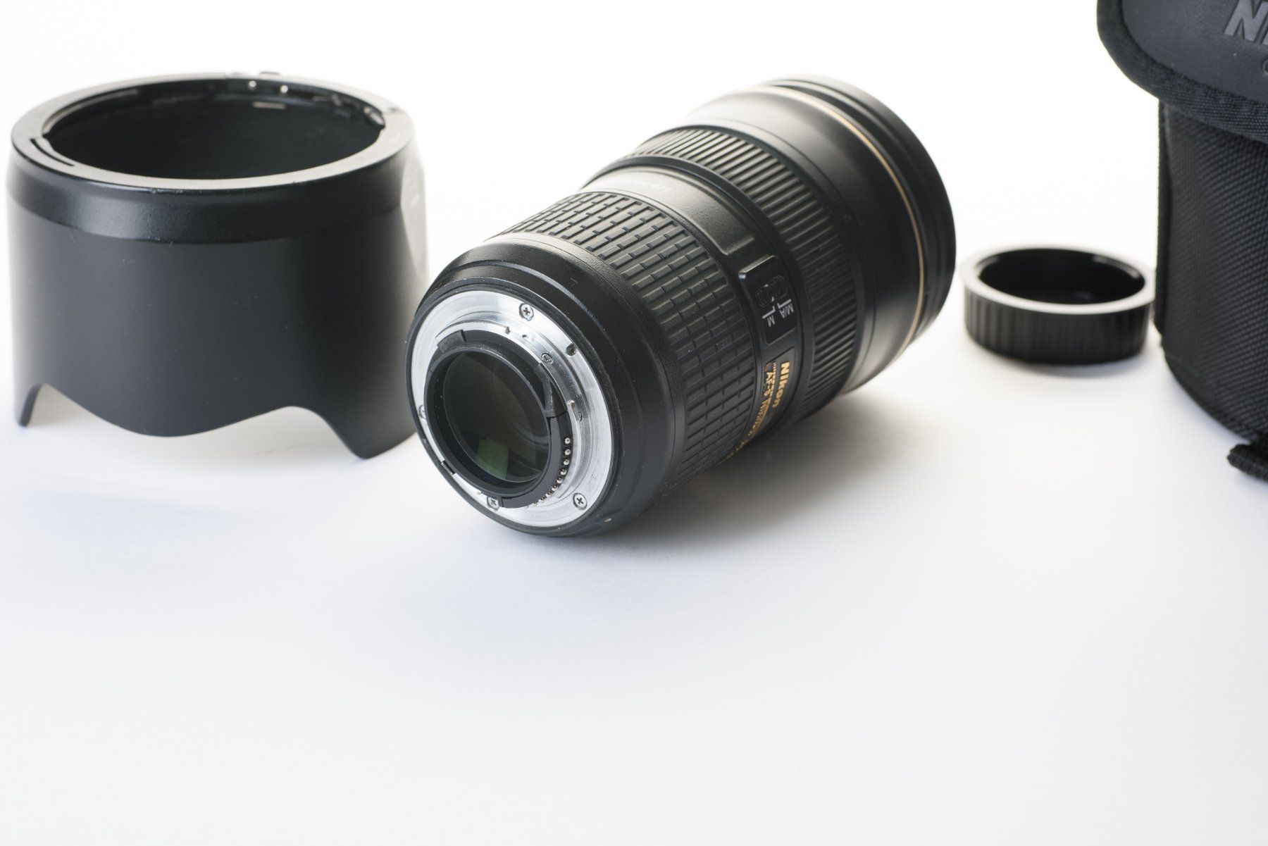 Nikkor Obiettivi: Nikon AF-S  24-70 2.8 – Difettoso da Ennetbaden venduto da petit-plus 2