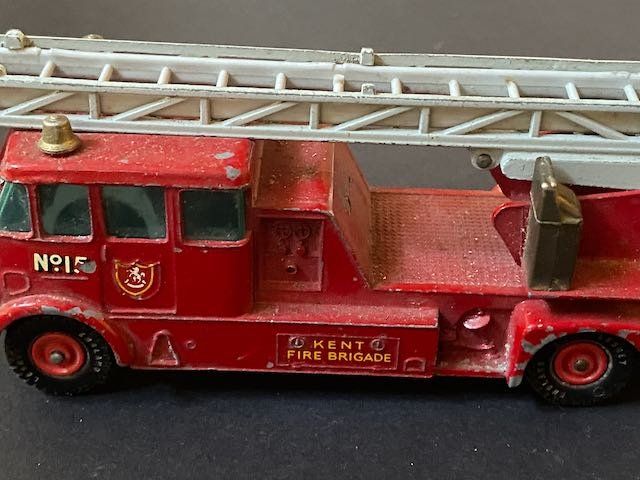 Matchbox Modellbausätze & Standmodelle: Camion pompier vintage – Gebraucht aus Bex von glo_j5oz 2
