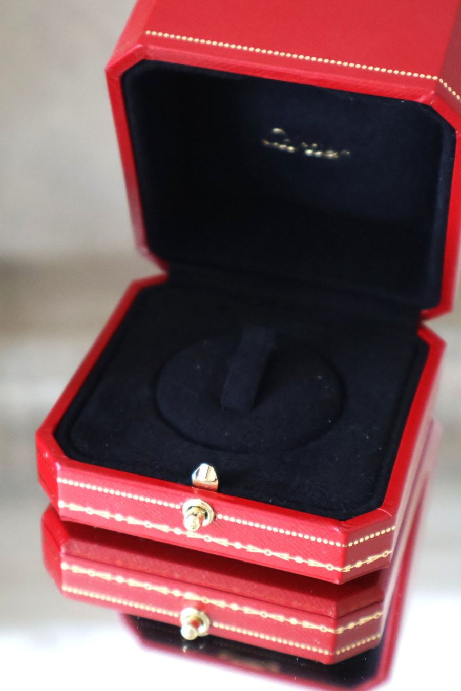 Cartier Schmuckkästen: Cartier Ring-Schmuckbox - neu – Neu und originalverpackt aus Zürich von 04BoBedre 1