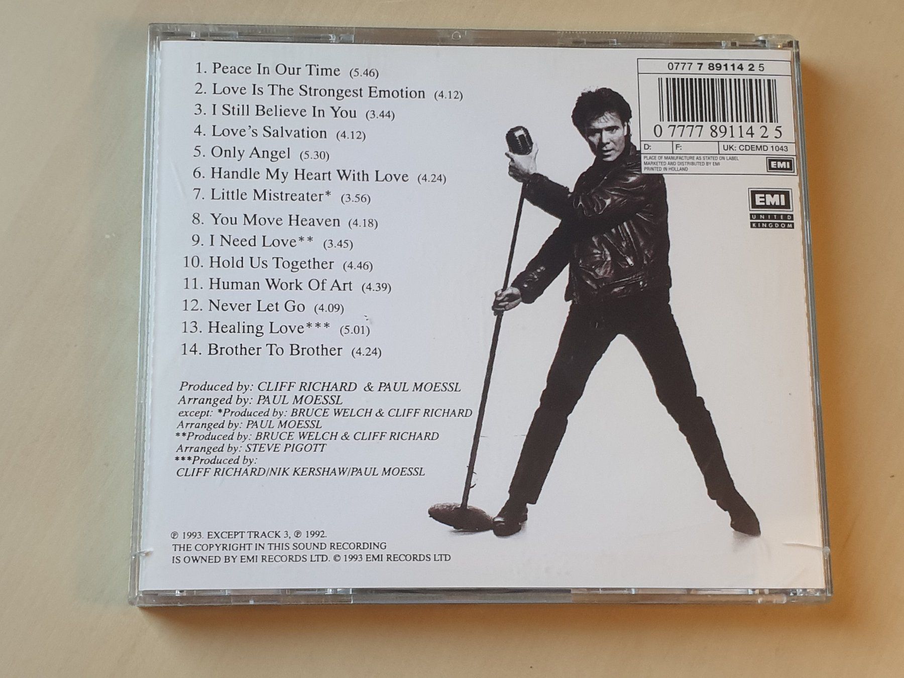 CDs: Cliff Richard The Album – Gebraucht aus Stansstad von collectorsshop 1