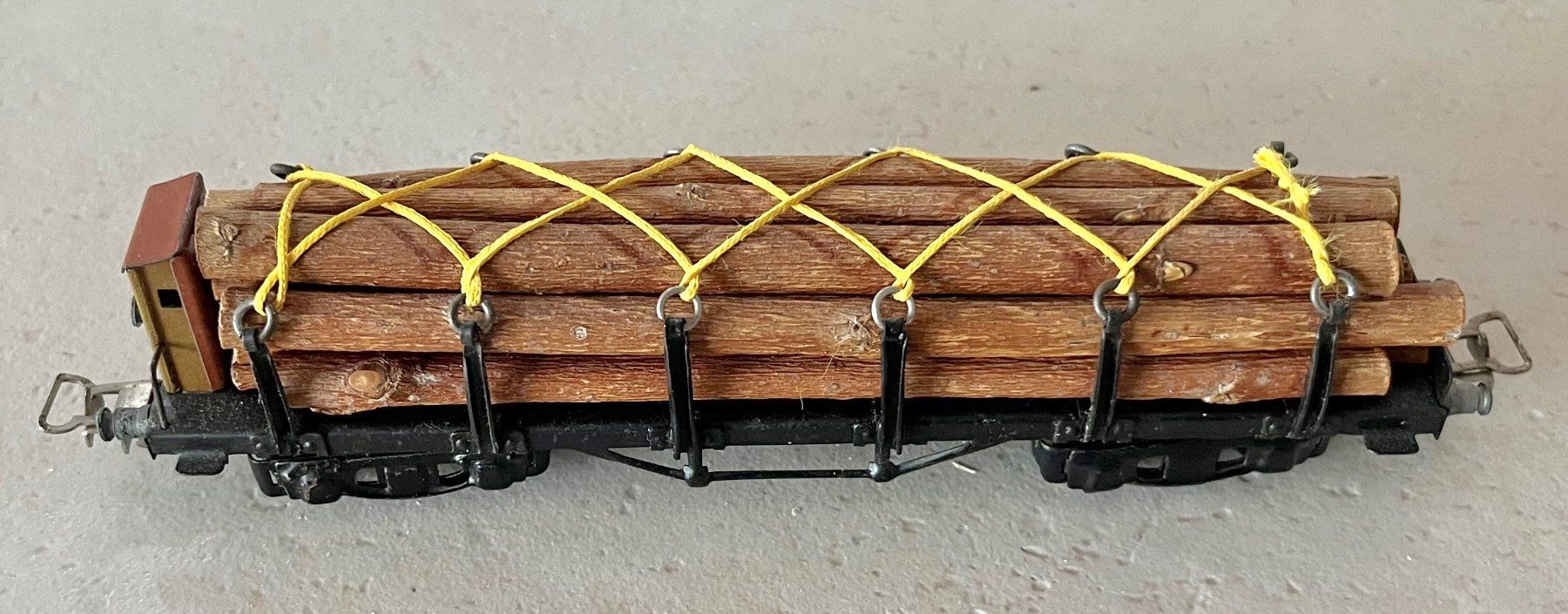 Märklin Modelleisenbahnen: Märklin 392 von 1945/46 – Gebraucht aus Bleiken von hbw45 1
