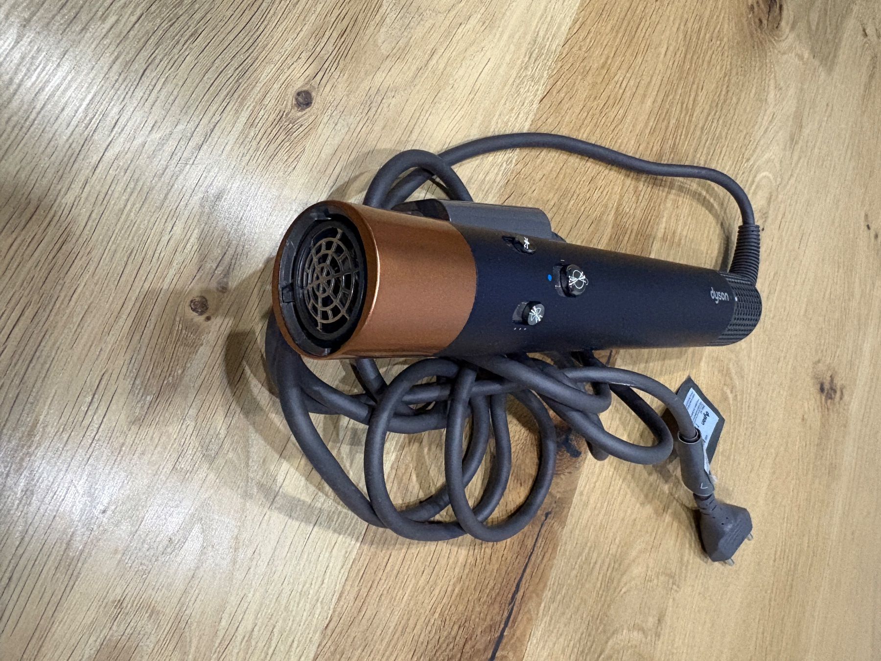 Dyson Föhn: Dyson Airwrap Multi-Styler HS05 – Defekt aus Lausen von sen_jm7c 5