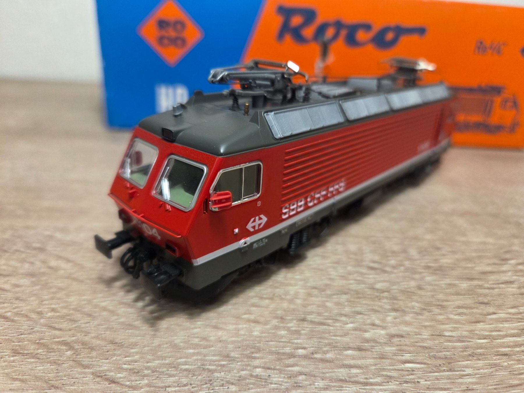 Roco Modellini di ferrovie: Roco 04178 D E-Lok 10104 SBB H0 – Usato da St-Aubin-Sauges venduto da Lo_Go 2