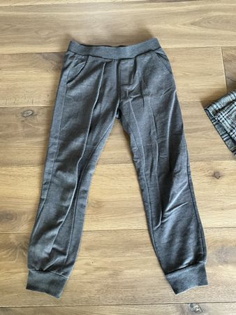 Coole, bequeme Jogginghose 134